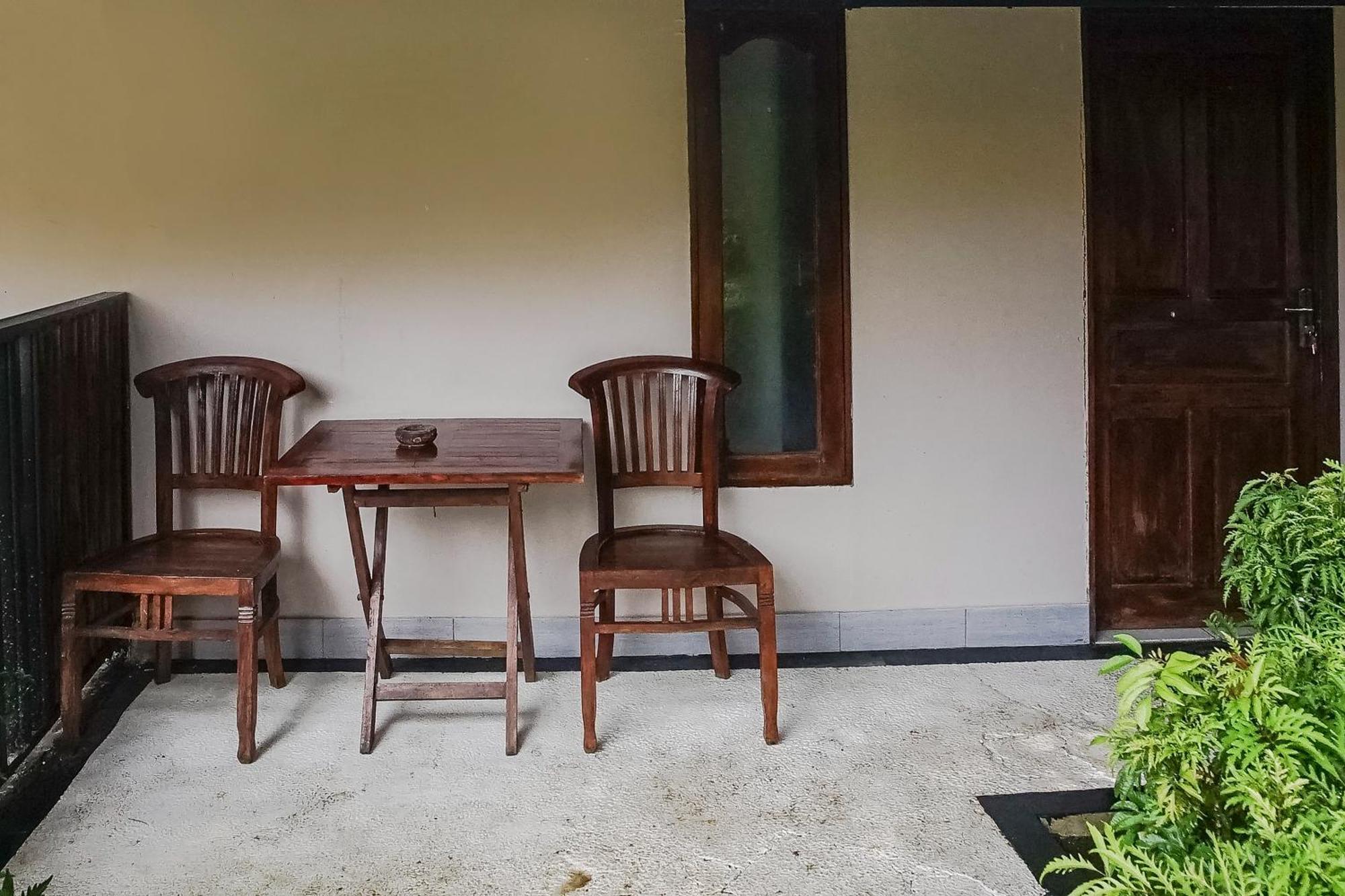 ホテル Kampung 168 ジンバラン エクステリア 写真