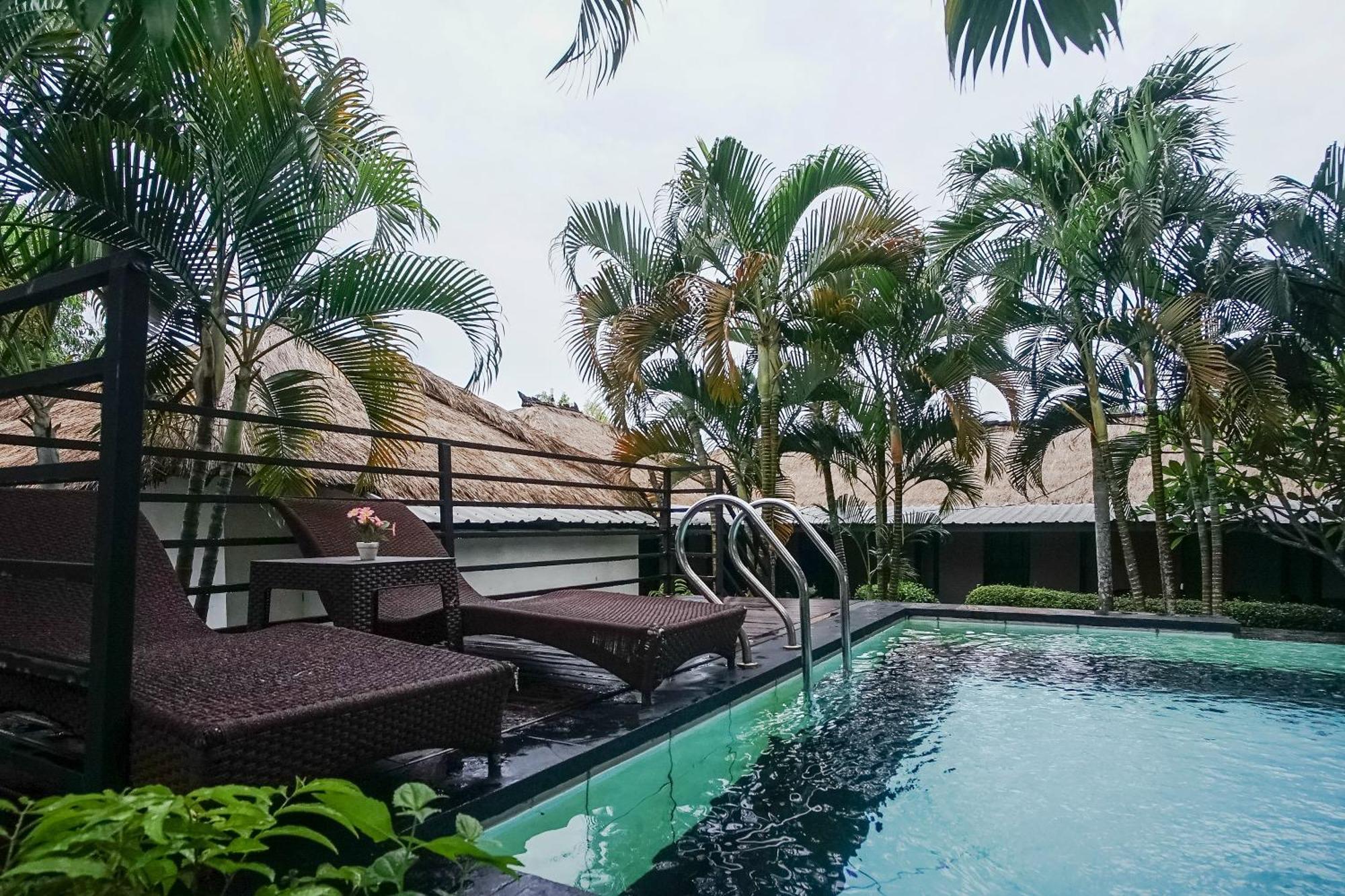 ホテル Kampung 168 ジンバラン エクステリア 写真